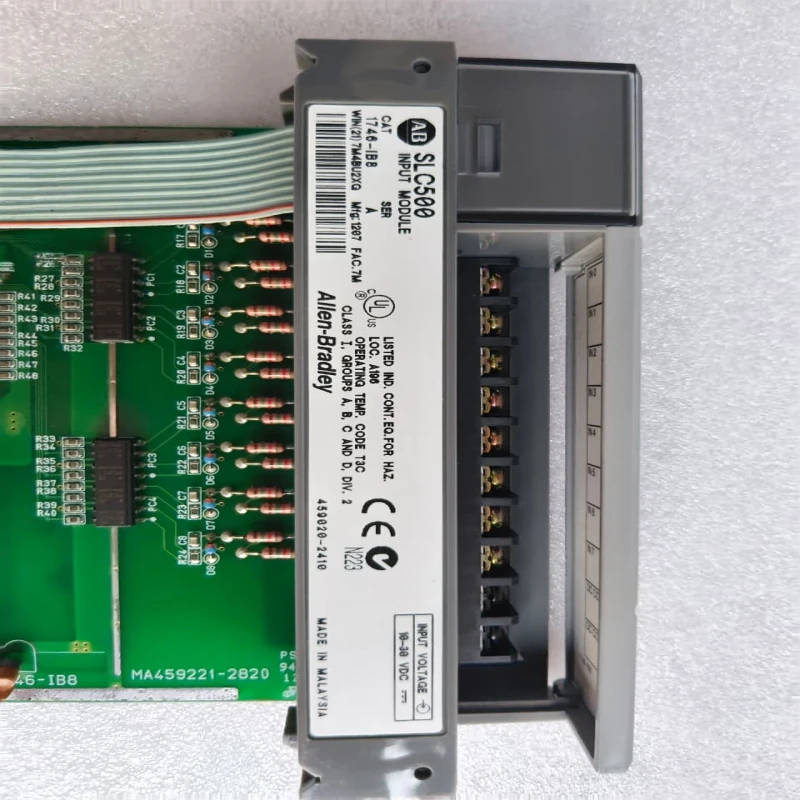 Allen-Bradley 1746-OB16 SLC 500 16-Point 24V DC Source Output Module thumbnail 7104